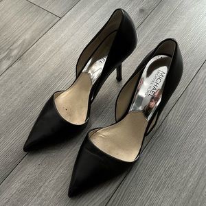 MICHAEL Michael Kors Black Leather Heels (US9)